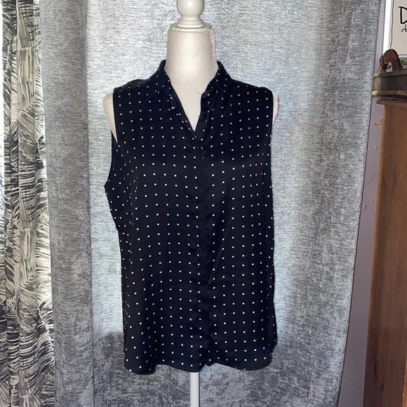 Zara basic button up tank - Picture 1 of 4